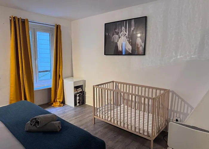 Central Flat For 7